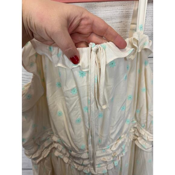 Torrid Plus Size White Cream Floral Crinkle Gauze Shirred Bodice Midi Dress 4X - Picture 4 of 11